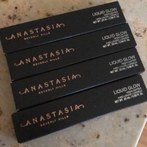 Liquid Glow highlighter Anastasia Beverly Hills